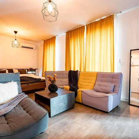 Apartment Chic In The Business Area Bucharest